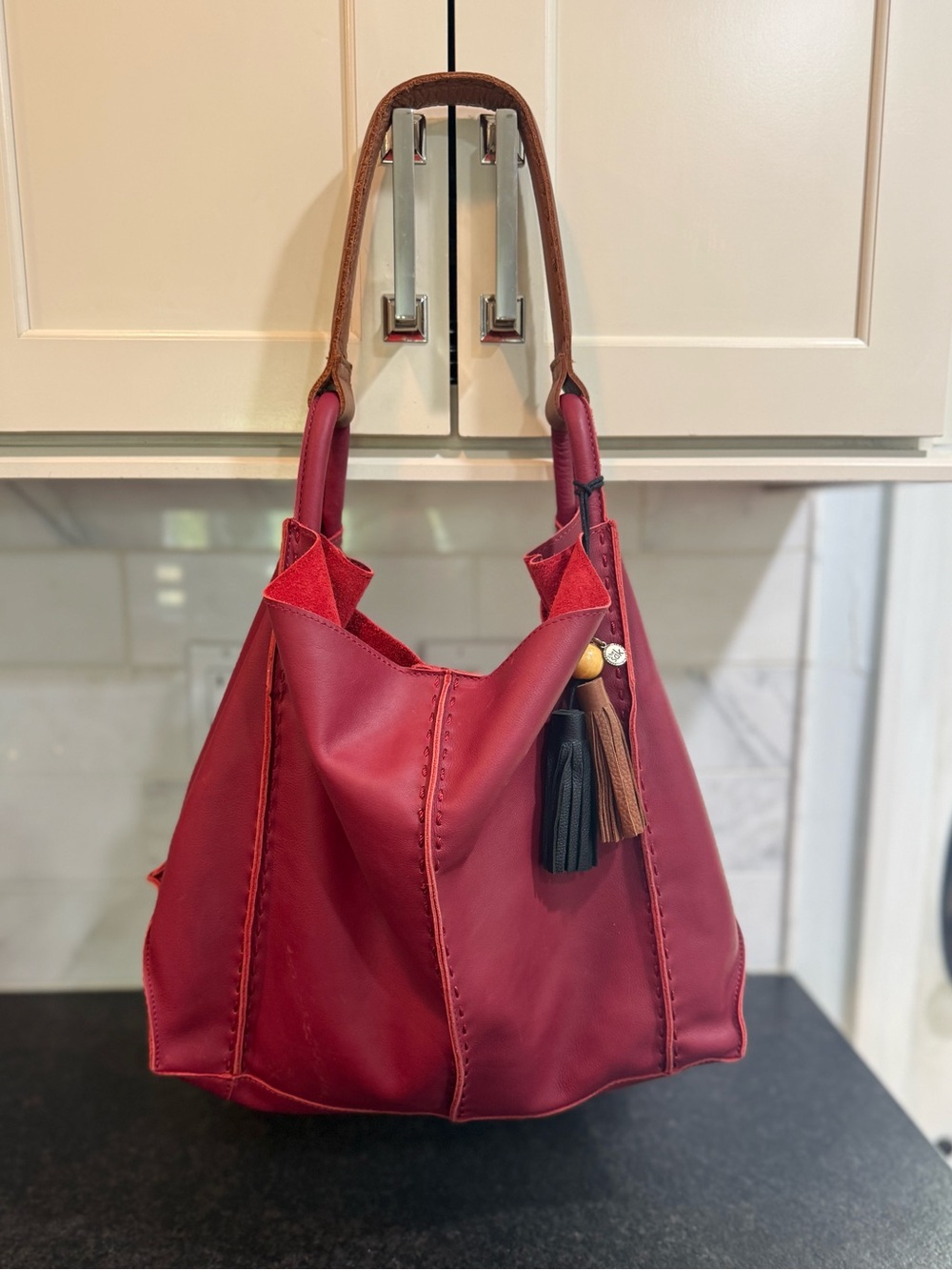The Sak ~ Los Feliz Large Tote in Crimson Hobo like new! - Picture 12 of 17